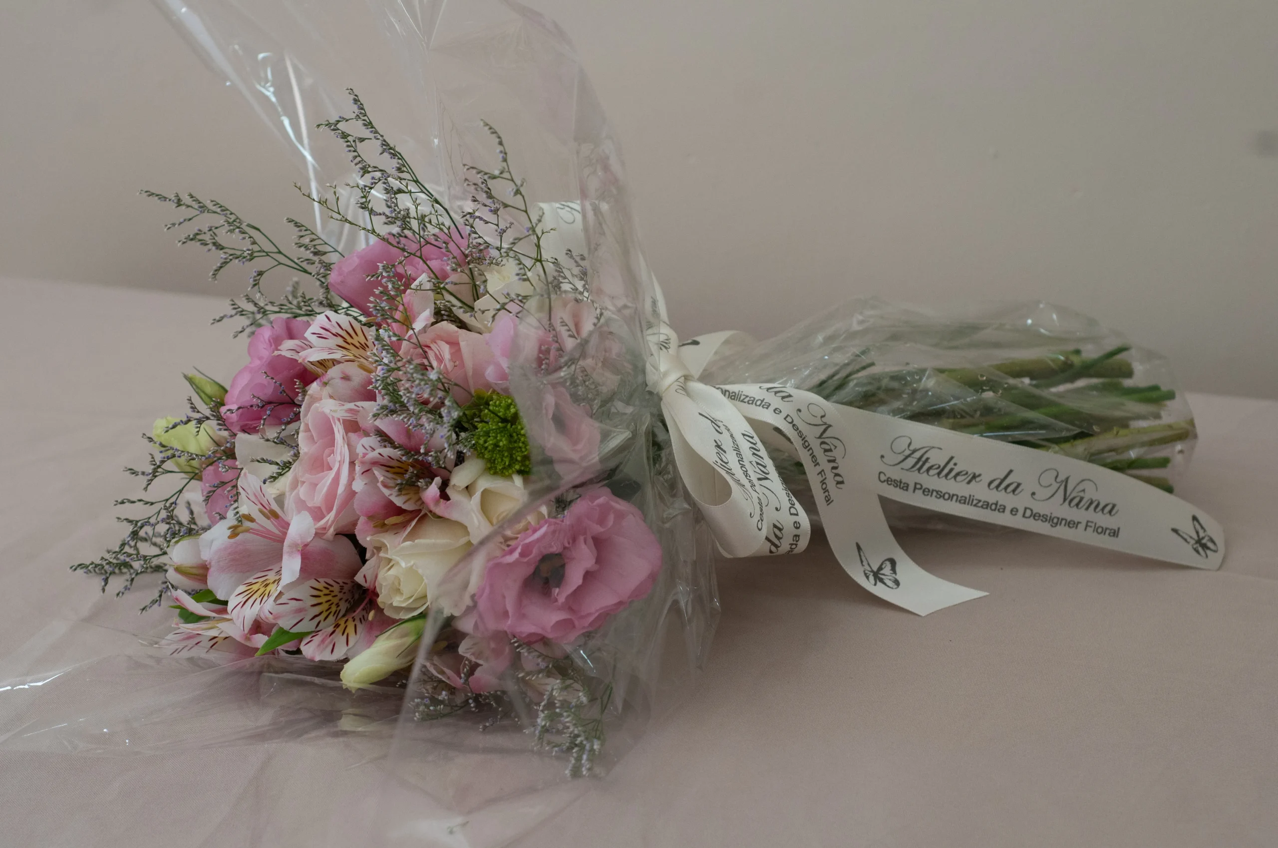 Buquê “Mix de Flores Cor de Rosa”