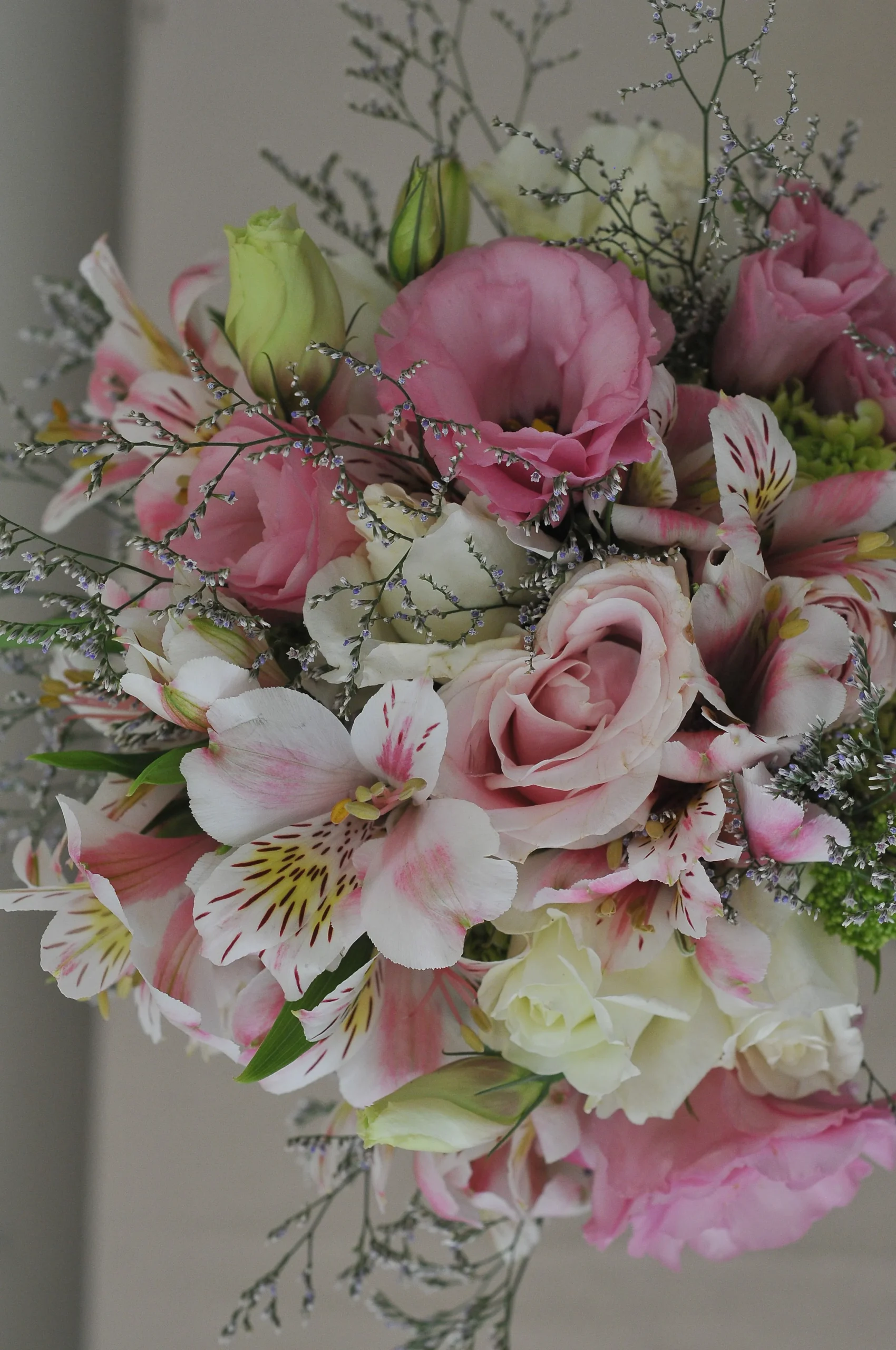 Buquê “Mix de Flores Cor de Rosa”